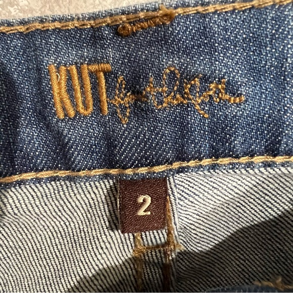 The Catherine Boyfriend Shorts by Kut From The Kloth Women's Size 2 Jean Shorts - Picture 4 of 11